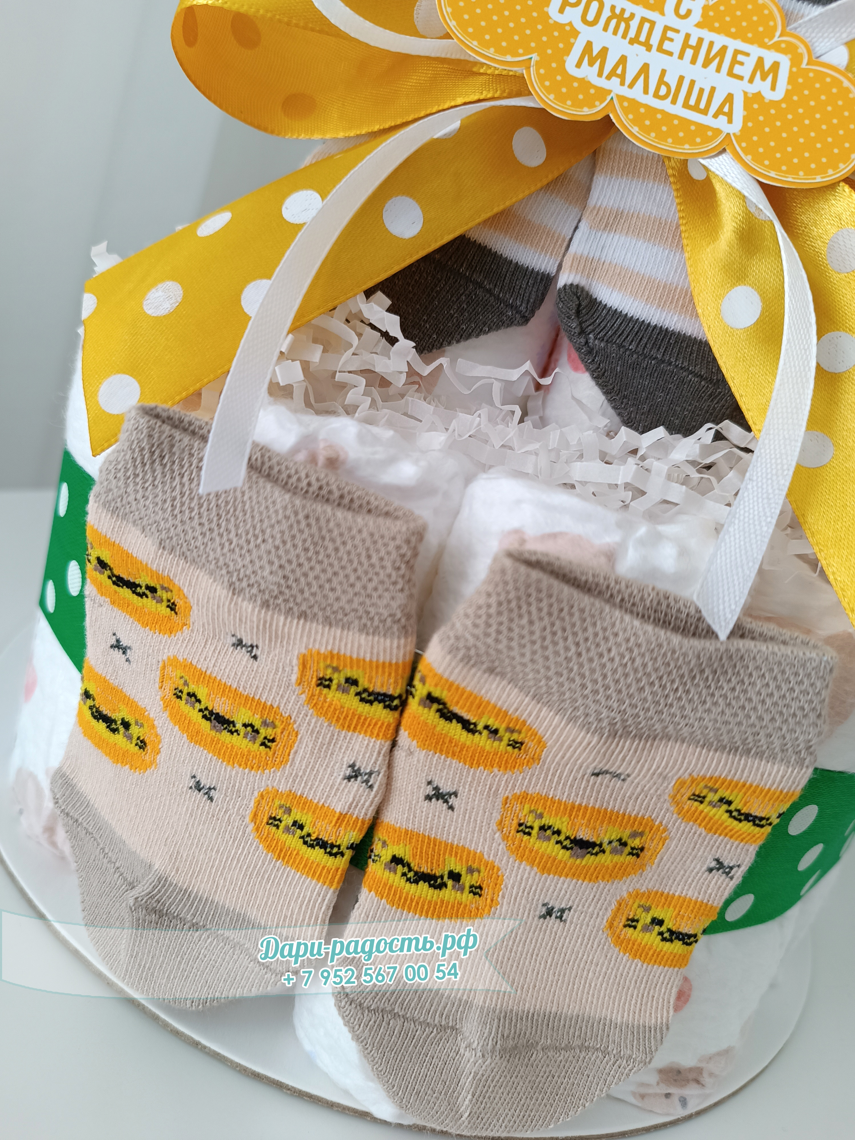 Торт из памперсов "Лев" на рождение мальчика