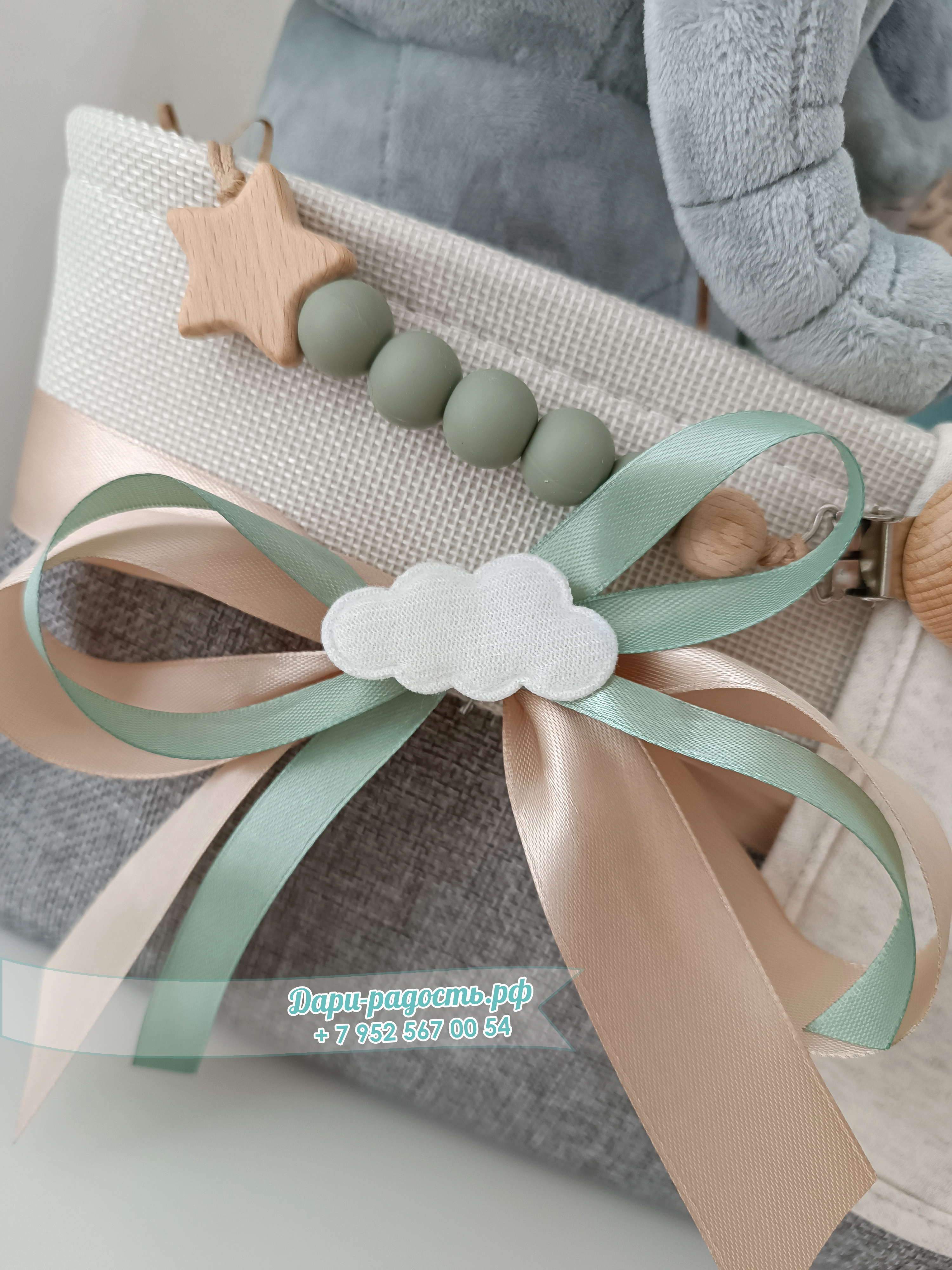 Подарочная корзина на рождение мальчика "Джунгли" 14 предметов