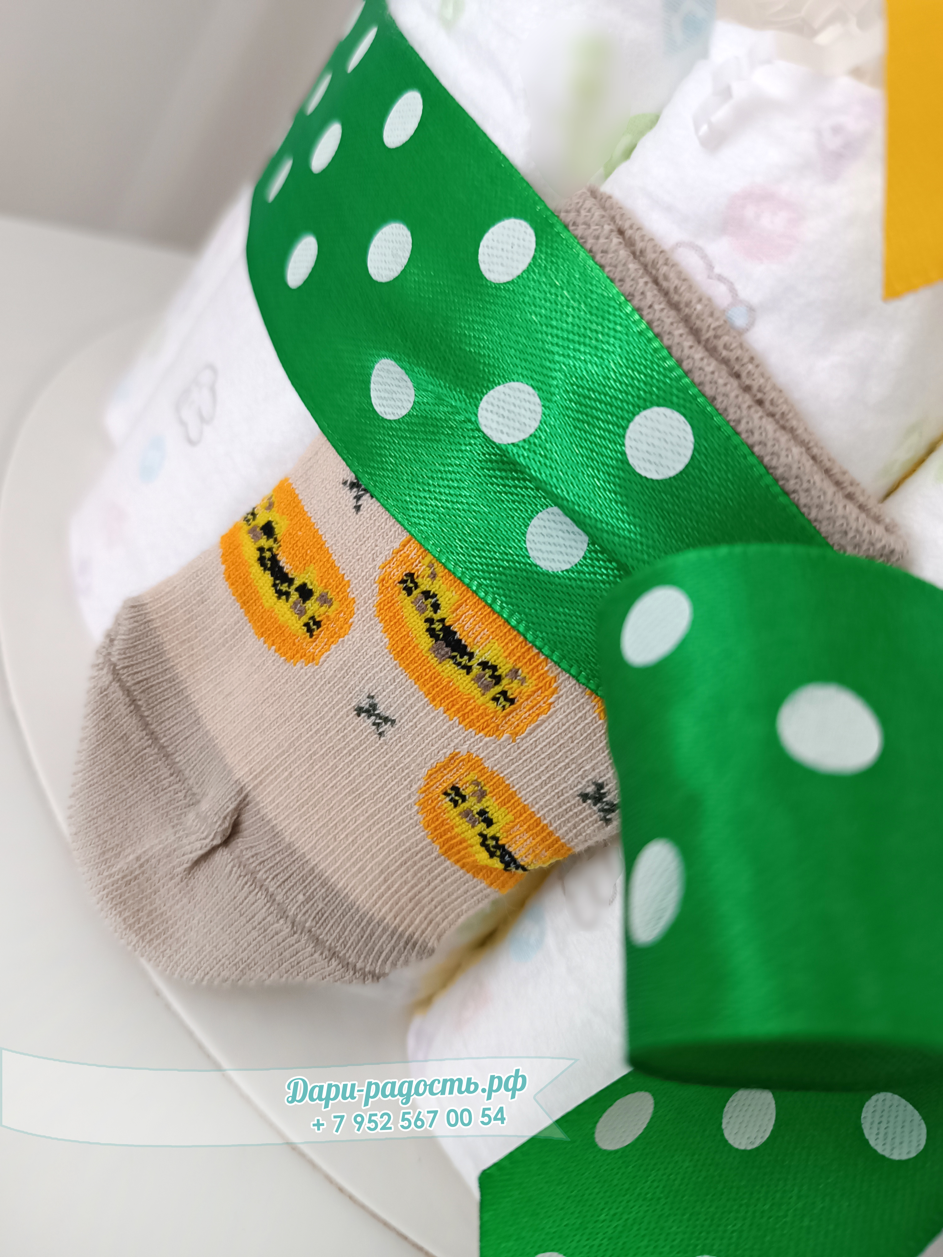 Торт из памперсов "Лев" на рождение мальчика